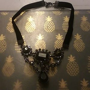 Velvet vintage looking choker